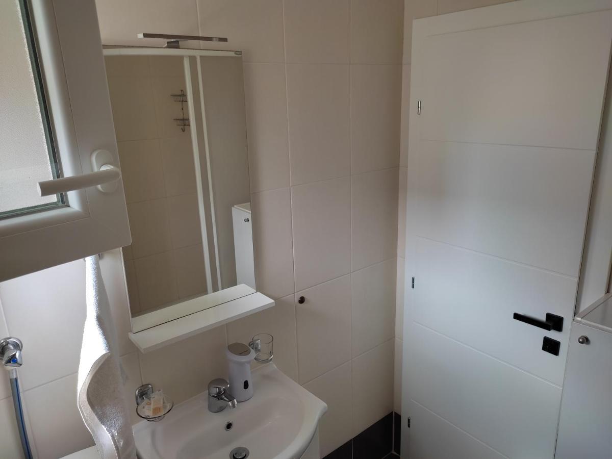 Musa Apartment กราดัซ ภายนอก รูปภาพ